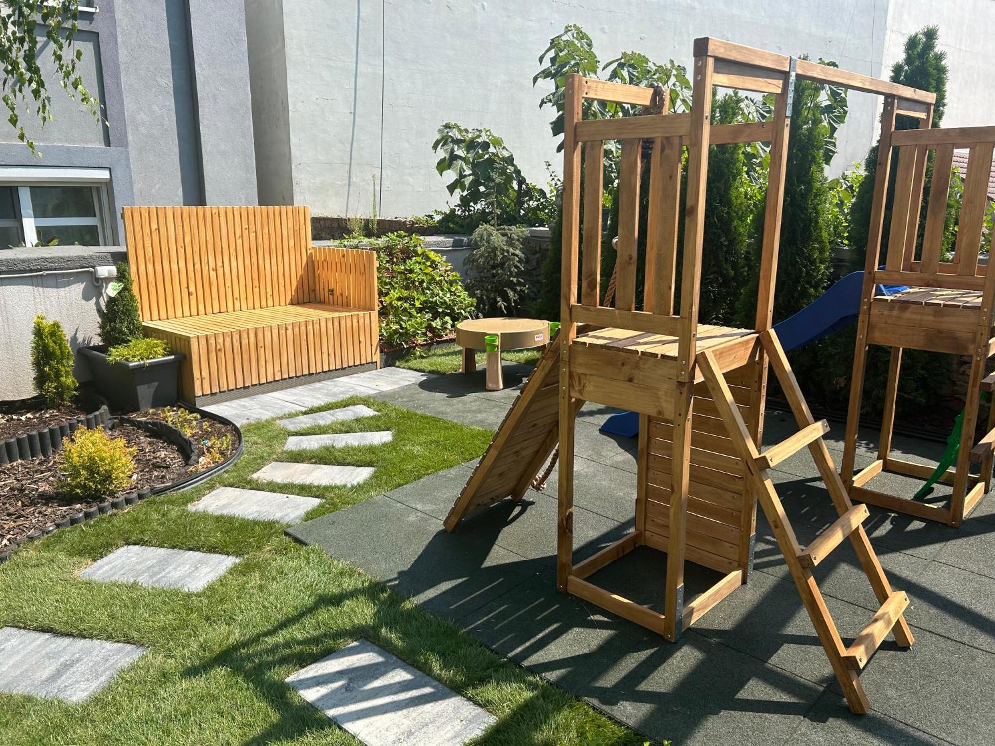Leo Apartment Suite & Private Spa Zone - Old City Братислава Екстериор снимка